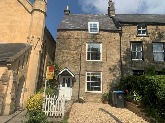 3 Bedroom Town House To Rent In Chipping Norton, Oxfordshire, OX7