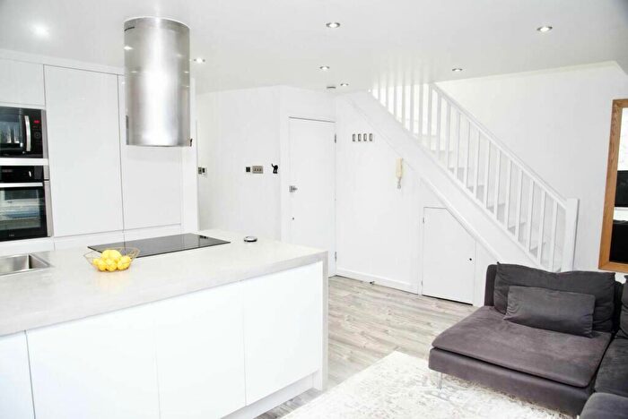 2 Bedroom Apartment For Sale In Charlton Church Lane, Charlton, London, ., SE7