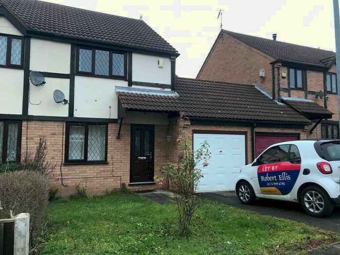 2 Bedroom Semi-Detached House To Rent In Broad Oak Drive, Stapleford, NG9