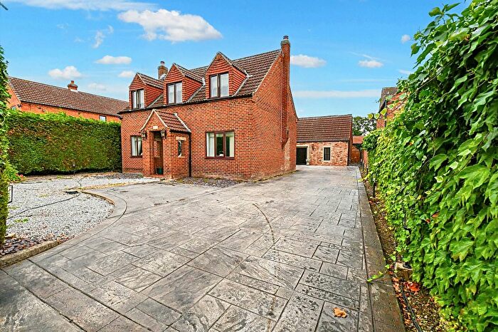 Property For Sale In Church Lane, Fishlake, Doncaster, South Yorkshire, DN7