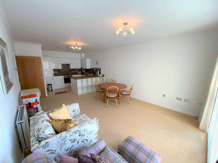 1 Bedroom Flat To Rent In Highfield Road, Edgbaston, Birmingham, B15