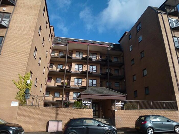 2 Bedroom Apartment To Rent In Minerva Court, Glasgow, G3