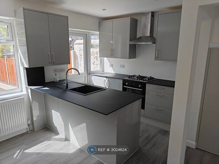 3 Bedroom Terraced House To Rent In Whitby Road, Harrow, HA2