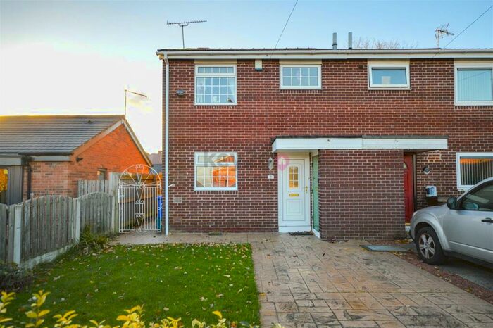 3 Bedroom Semi-Detached House To Rent In Wickfield Grove, Hackenthorpe, S12
