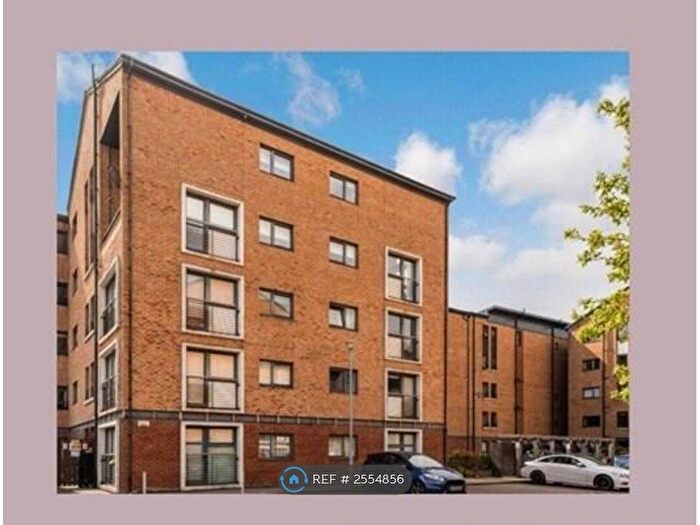2 Bedroom Flat To Rent In Minerva Way, Glasgow, G3