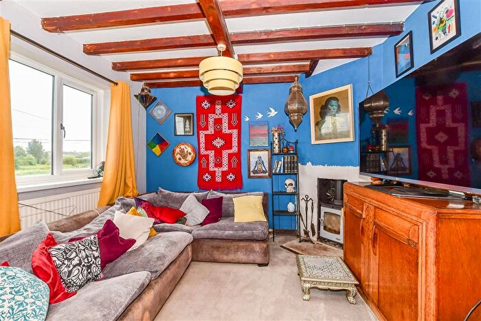3 Bedroom Semi-Detached House For Sale In Lossenham Lane, Newenden, Cranbrook, Kent, TN18