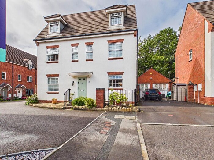 6 Bedroom Detached House For Sale In Bryn Dryslwyn, Bridgend, CF31