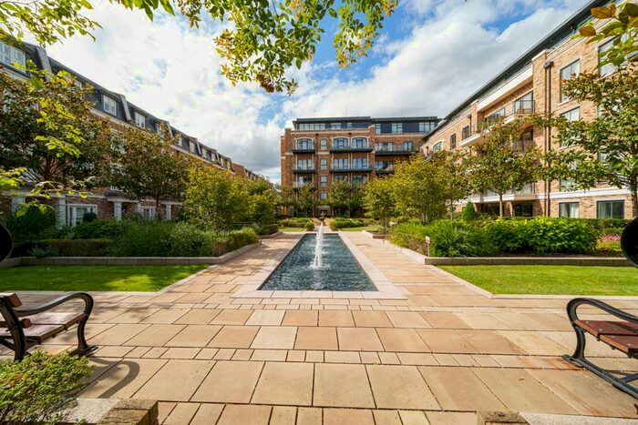 2 Bedroom Flat To Rent In Palladian Gardens, London, W4