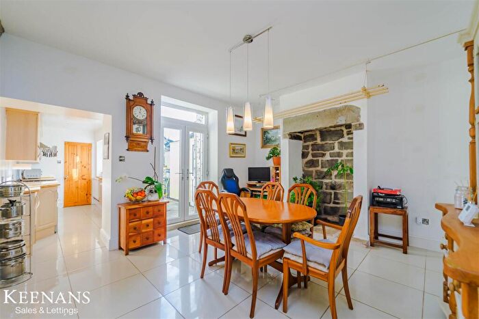 2 Bedroom Terraced House To Rent In Burnley Road, Loveclough, Rossendale, BB4