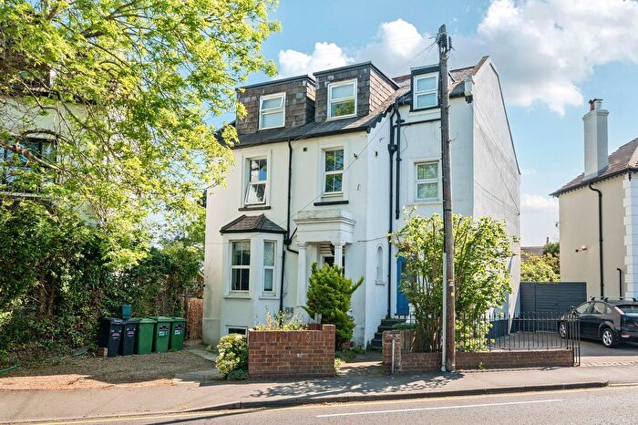 1 Bedroom Flat For Sale In Ashley Road, Epsom, KT18