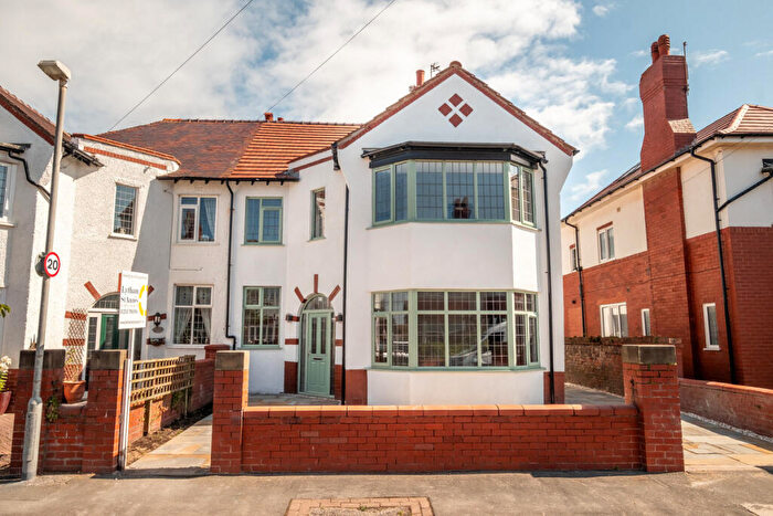 5 Bedroom Semi-Detached House To Rent In Rowsley Road, Lytham St. Annes, FY8