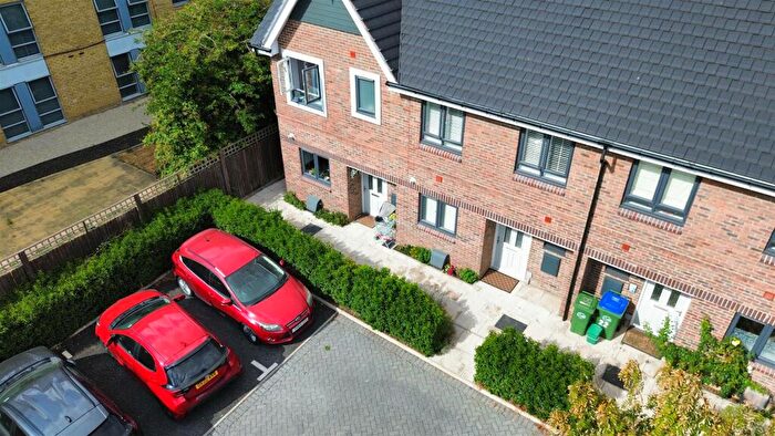 4 Bedroom Terraced House For Sale In Richardson Close, Aylesbury, Buckinghamshire, HP19