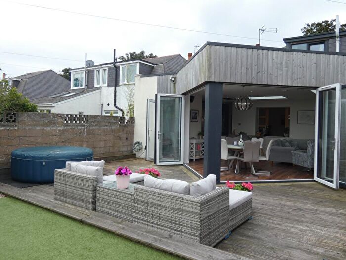3 Bedroom Semi-Detached House For Sale In Balmoral Road, Aberdeen, AB10