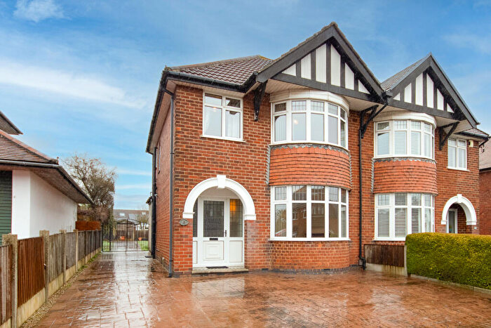 3 Bedroom Semi Detached House For Sale In Hollies Road, Allestree, DE22