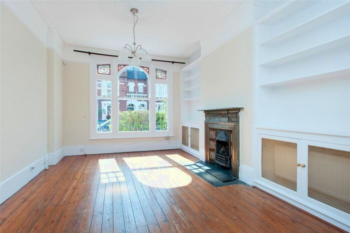 2 Bedroom Maisonette To Rent In Acfold Road, Fulham, London, SW6