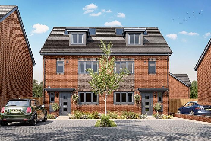 4 Bedroom Semi-Detached House For Sale In Newlands Place, Arborfield Green, Reading, RG2