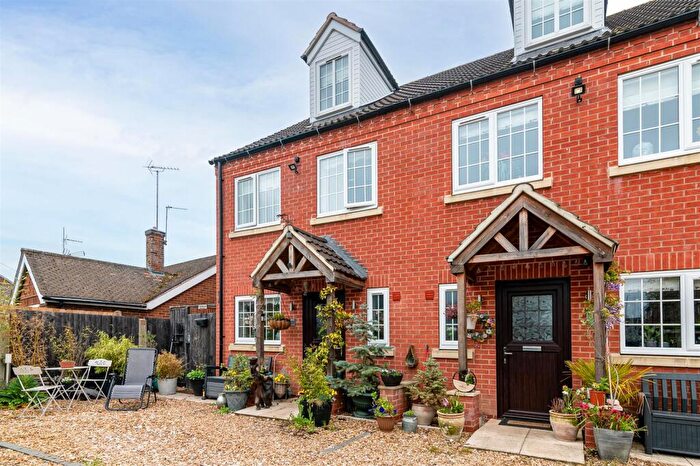 3 Bedroom Semi-Detached House For Sale In Crookdole Lane, Calverton, Nottingham, NG14