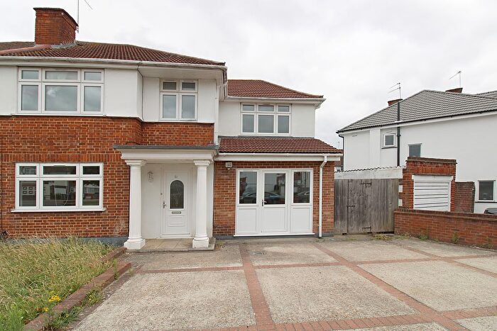 4 Bedroom Semi-Detached House For Sale In Preston Hill, Harrow, HA3