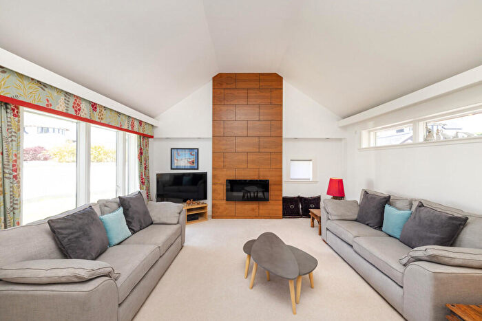 5 Bedroom Detached House For Sale In Brighouse Park Rigg, Cramond, Edinburgh, EH4