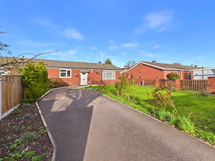 3 Bedroom Semi-Detached Bungalow For Sale In Hatfield Road, Alvaston, DE24