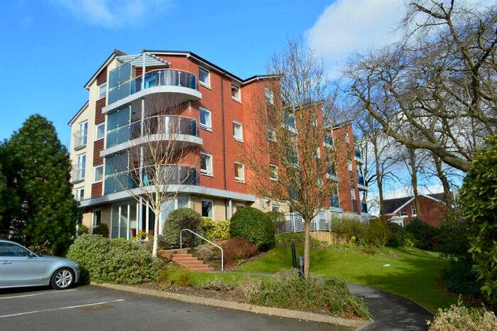 1 Bedroom Flat For Sale In Pantygwydr Court, Uplands, Swansea, SA2