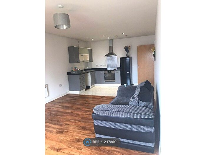 2 Bedroom Flat To Rent In Bevan View, Warrington, WA5