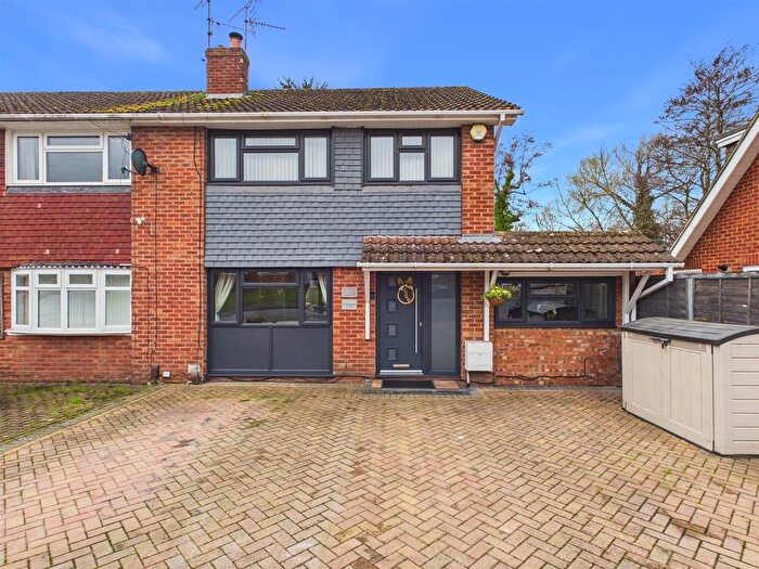 4 Bedroom Semi Detached House For Sale In Bodiam Avenue, Tuffley, Gloucester, GL4