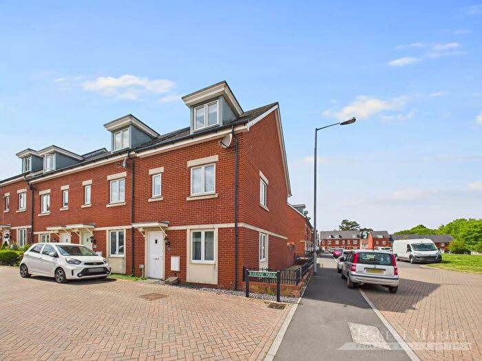 3 Bedroom End Of Terrace House For Sale In Railway Walk, Frome, BA11