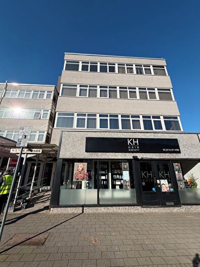 2 Bedroom Flat To Rent In The Parade, Oadby, Leicester, LE2