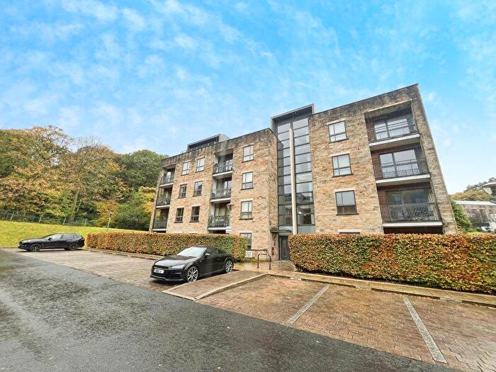 2 Bedroom Apartment For Sale In Deakins Mill Way, Egerton - Cash Buyers Only, BL7