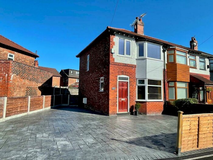 2 Bedroom End Of Terrace House To Rent In Higginson Road, Reddish, Stockport, SK5