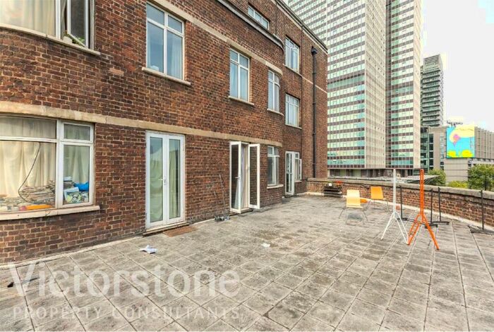 Studio To Rent In Warren Court, Warren Street, Fitzrovia, London, NW1