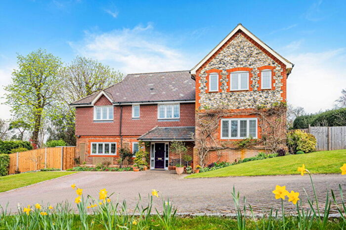 5 Bedroom Detached House For Sale In Big Common Lane, Bletchingley, RH1