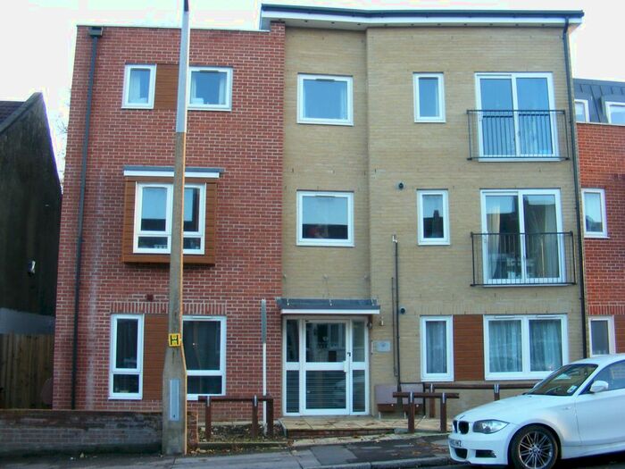 4 Bedroom Property To Rent In Portswood Road, Portswood, Southampton, SO17