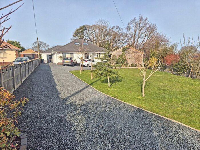 4 Bedroom Bungalow For Sale In Barrs Wood Road, New Milton, Hampshire, BH25