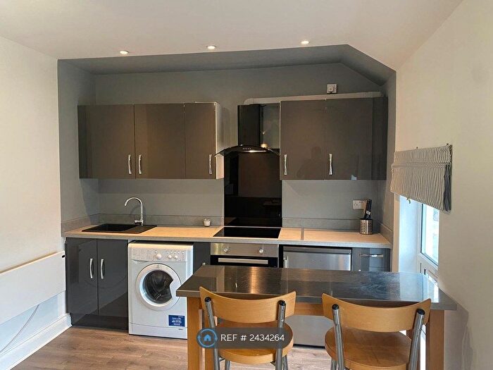 Studio To Rent In Oxford Road, Reading, RG1