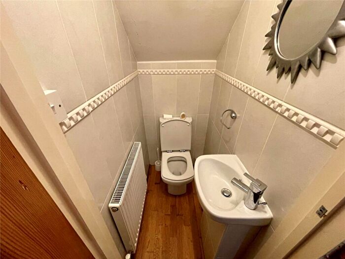 5 Bedroom Detached House To Rent In De Lisle Road, Bournemouth, BH3