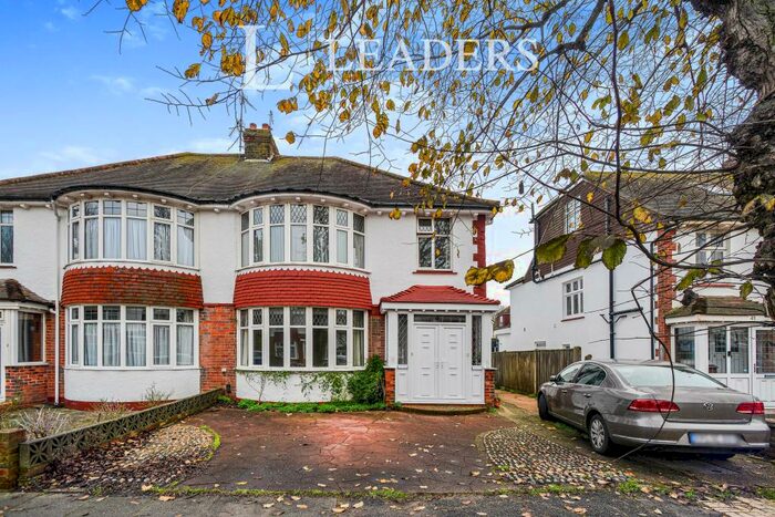 2 Bedroom Property To Rent In Berriedale Avenue, Hove, BN3