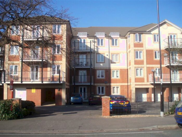 2 Bedroom Property To Rent In Wessex Gate, Northlands Road, Southampton, SO15