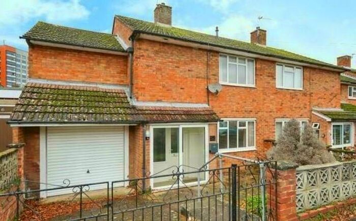 3 Bedroom Semi-Detached House To Rent In John Buchan Road, Headington, OX3