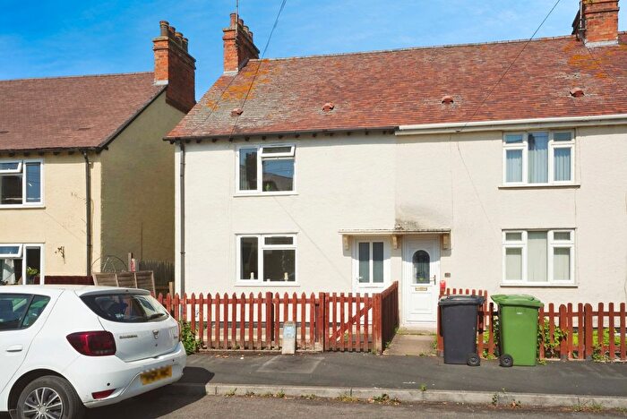 3 Bedroom Detached House For Sale In Albert Road, Evesham, Worcestershire, WR11