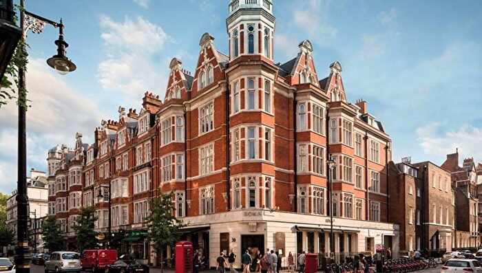 1 Bedroom Flat To Rent In Green Street, Mayfair, London, W1K