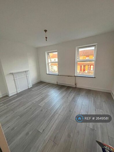 3 Bedroom Terraced House To Rent In William Road, Sutton, SM1