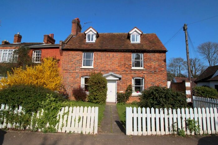 4 Bedroom Semi-Detached House To Rent In High Street, Codicote, Hitchin, SG4