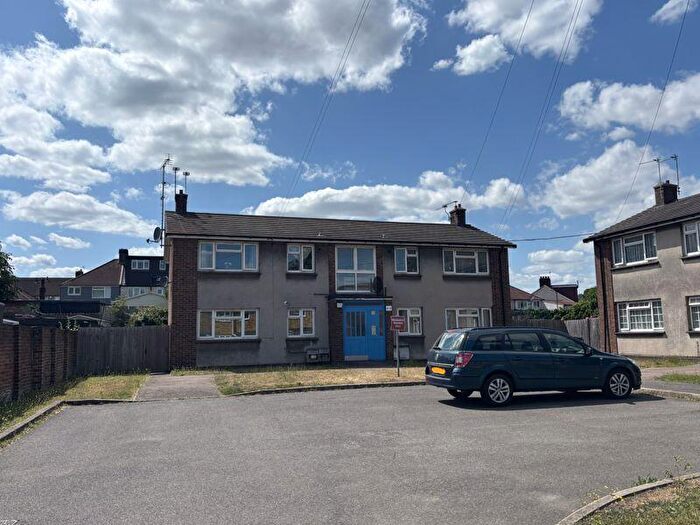 1 Bedroom Flat For Sale In Milestone Road, Dartford, DA2