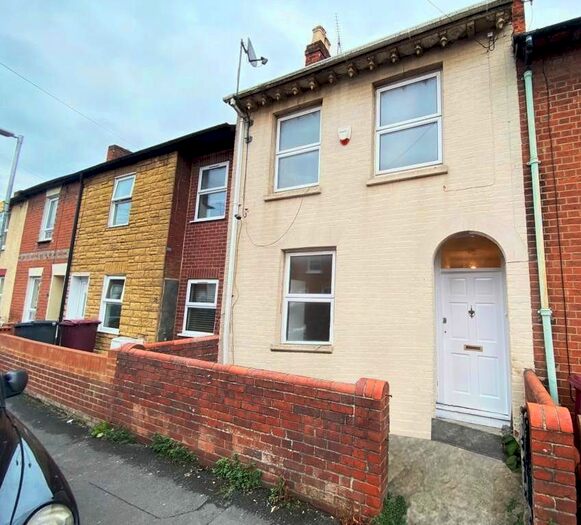5 Bedroom Terraced House To Rent In Amity Road, Reading RG1