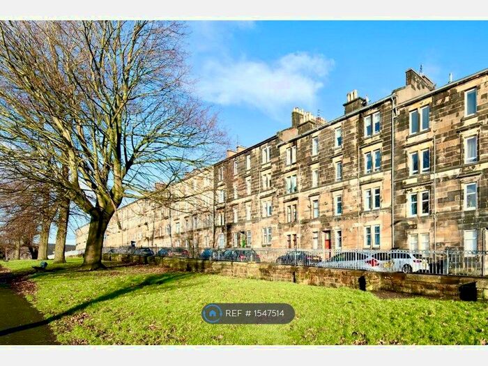 2 Bedroom Flat To Rent In Cochran Street, Paisley, PA1