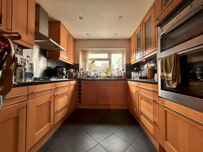 3 Bedroom Property To Rent In Anglesey Close, Ashford, TW15