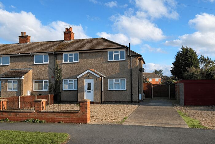 3 Bedroom End Of Terrace House For Sale In The Avenue, Stotfold, Hitchin, SG5