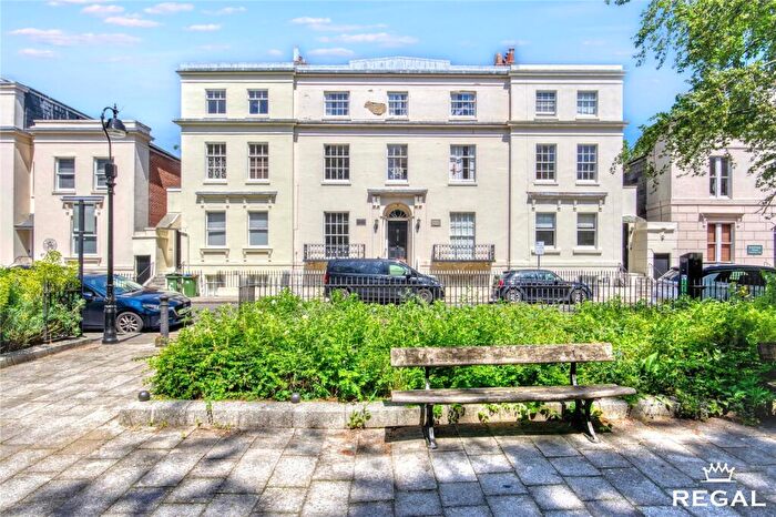 2 Bedroom Apartment For Sale In Rockstone Place, Southampton, SO15